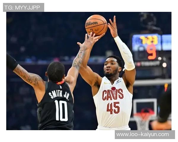 骑士客场挑战篮网首发阵容解析米切尔梅里尔莫布里阿伦杰伦泰森组合亮点